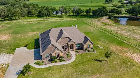 1630 Rock Church Hwy, Tolar, TX 76476