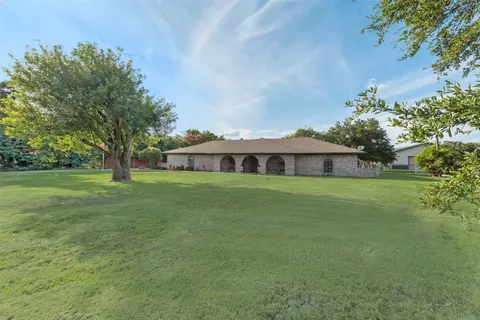 1905 Cartwright Dr, Sachse, TX 75048