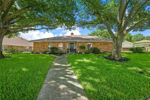 2804 Boone Ct, Plano, TX 75023