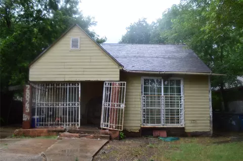 2823 Alaska Ave, Dallas, TX 75216