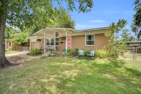 1407 Juanita Dr, Arlington, TX 76013