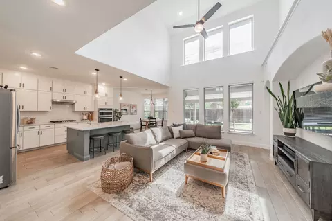 17182 Yellow Bells Dr, Dallas, TX 75252