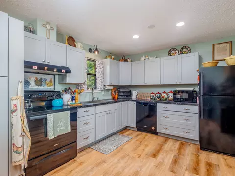 Kitchen - 904 N 3rd St, Bangs, TX 76823 photo 1 of 3