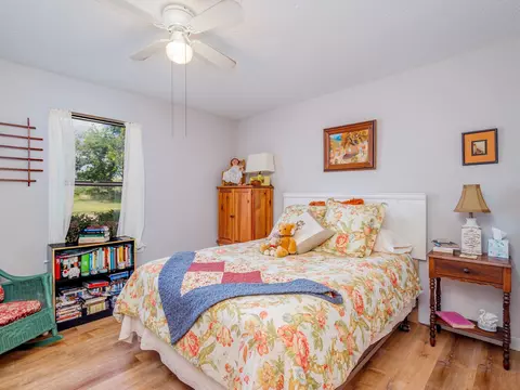 Bedroom - 904 N 3rd St, Bangs, TX 76823 photo 3 of 4