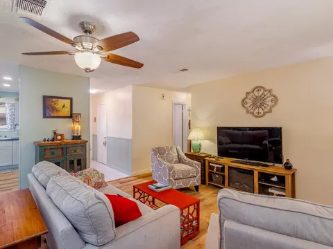 Living - 904 N 3rd St, Bangs, TX 76823 photo 1 of 5