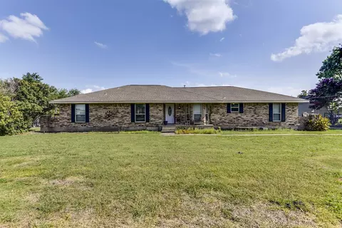 1016 Pierce Rd, Red Oak, TX 75154