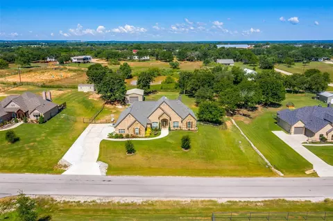 116 Knoll Hill Ct, Paradise, TX 76073