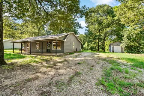 32 County Road 34715, Paris, TX 75460