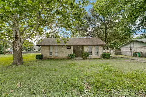 843 Twilight Dr, Cedar Hill, TX 75104
