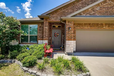 1208 Pacifica Trl, Cleburne, TX 76033 photo 4
