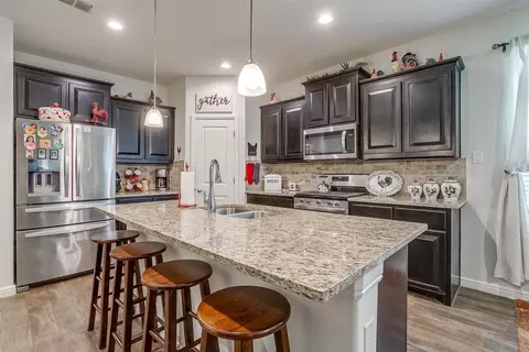 1208 Pacifica Trl, Cleburne, TX 76033 photo 12
