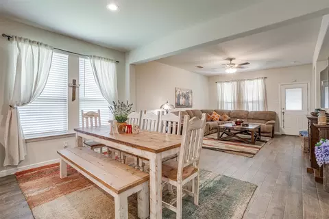 1208 Pacifica Trl, Cleburne, TX 76033 photo 14