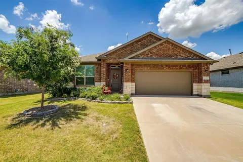 1208 Pacifica Trl, Cleburne, TX 76033