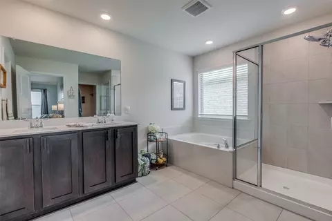 Bath - 2113 Hampton St, Anna, TX 75409 photo 1 of 2