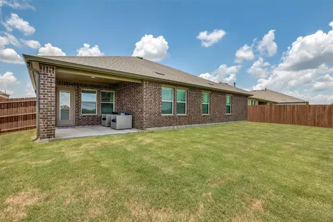 Exterior - 2113 Hampton St, Anna, TX 75409 photo 4 of 5