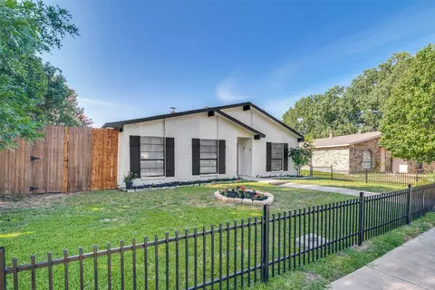 3106 Mimosa Ln, Rowlett, TX 75089