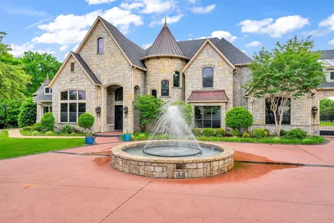 1716 Bison Meadow Ln, Heath, TX 75032