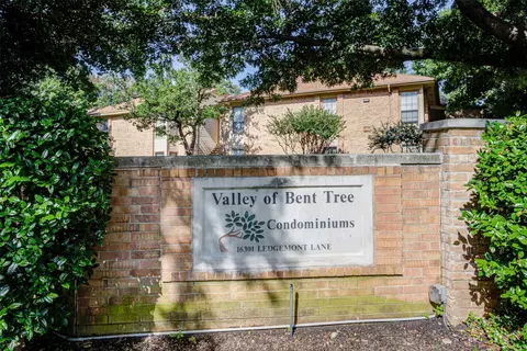 16301 Ledgemont Ln #110, Addison, TX 75001