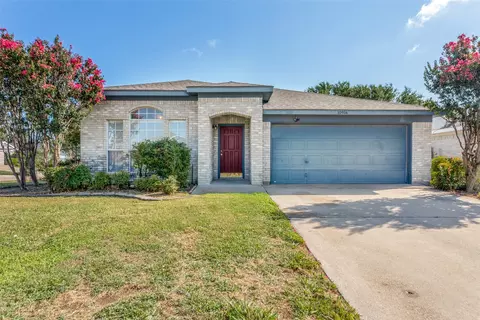 10916 Deauville Cir S, Fort Worth, TX 76108