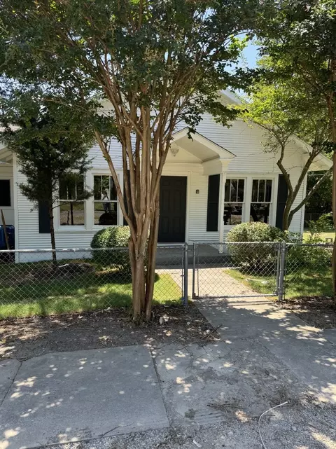 971 Wayne Ave, Van Alstyne, TX 75495