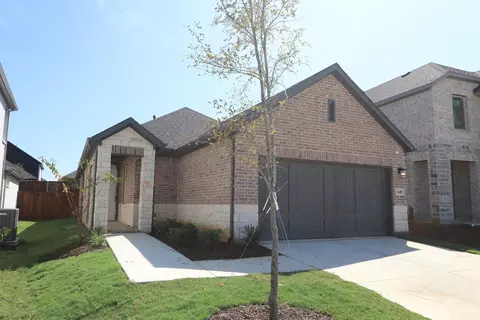 407 Holly Rd, Oak Point, TX 75068