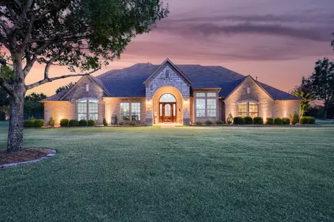 2005 Broken Lance Ln, Rockwall, TX 75032