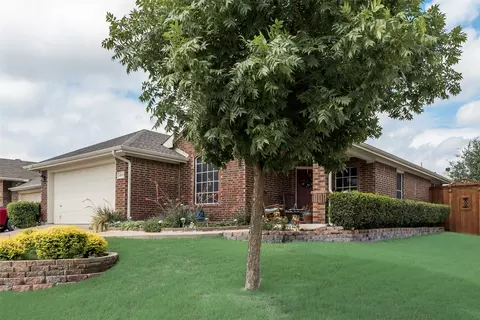 4529 Sunmeadow Ln, Sachse, TX 75048