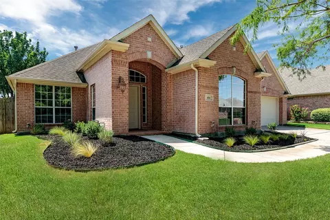 404 Lakewood Dr, Trophy Club, TX 76262