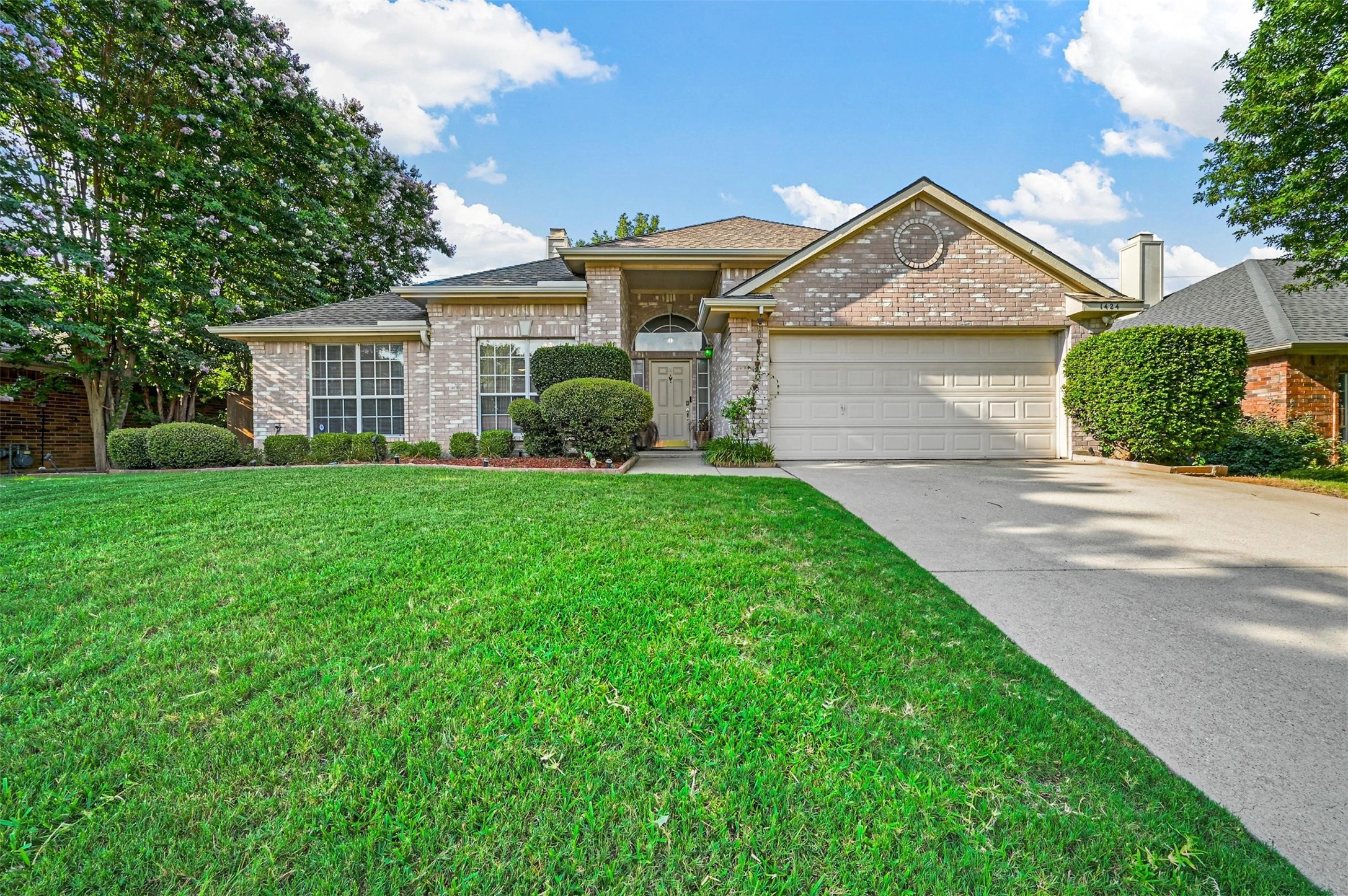 1424 Brazos Blvd  