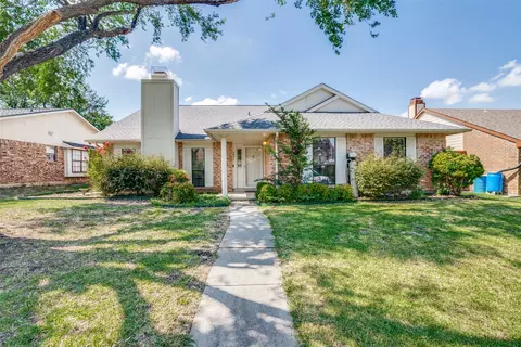 2054 Cologne Dr, Carrollton, TX 75007
