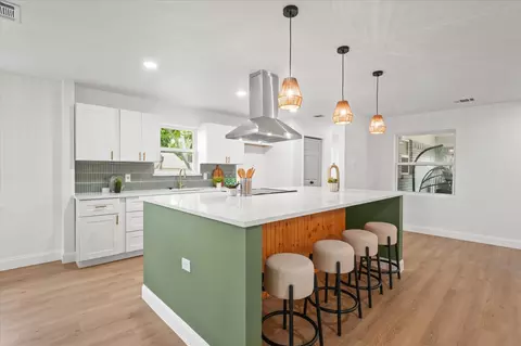 123 W Rio Grande St, Garland, TX 75041
