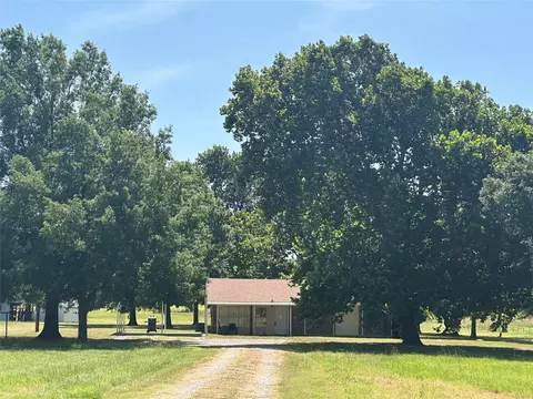 1226 Ross Ln, Boyd, TX 76023