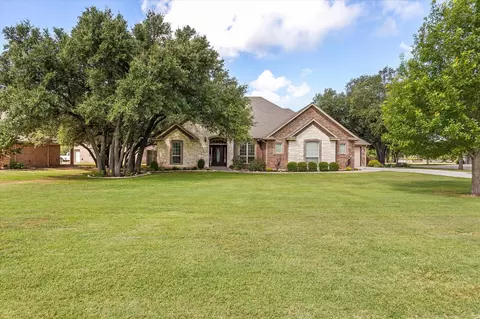 1814 Bentwater Pkwy, Granbury, TX 76049