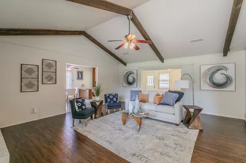 2130 Ridge Ln, Grapevine, TX 76051