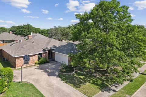 103 S Winding Oaks Dr, Wylie, TX 75098
