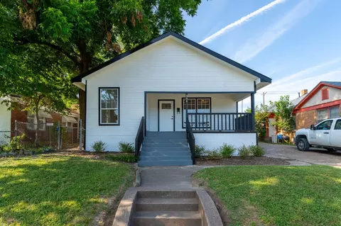 904 E Woodin Blvd, Dallas, TX 75216