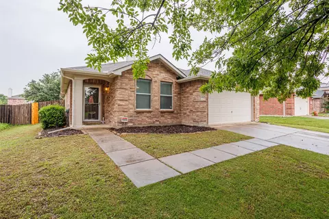 1014 Lowndes Ln, Wylie, TX 75098