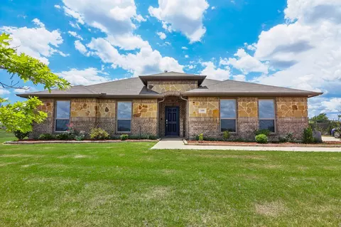 1105 Sumner Dr, Venus, TX 76084
