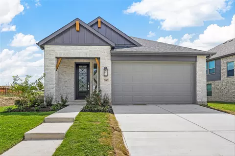 2142 Clearwater Way, Royse City, TX 75189