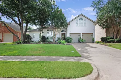 2002 Old York Dr, Keller, TX 76248