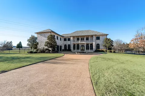 327 Sedona Falls Dr, Sunnyvale, TX 75182