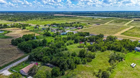 1705 S Highway 39, Mexia, TX 76667