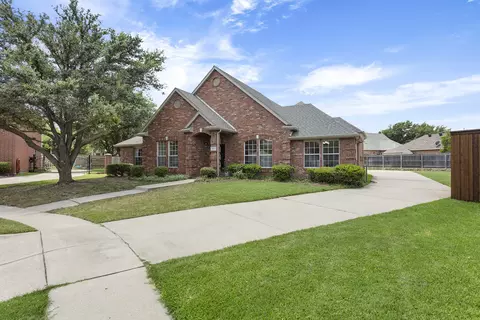 2126 Cactus Ct, Keller, TX 76248