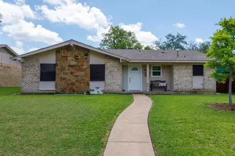 702 Waikiki Dr, Garland, TX 75043