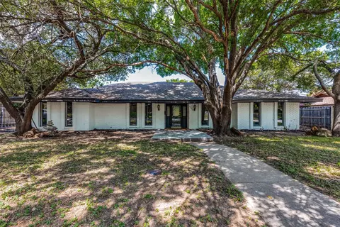 6606 Sabrosa Ct E, Fort Worth, TX 76133