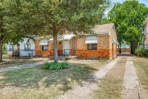 806 N Ravinia Dr, Dallas, TX 75211