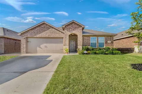 118 Secretariat Ln, Caddo Mills, TX 75135
