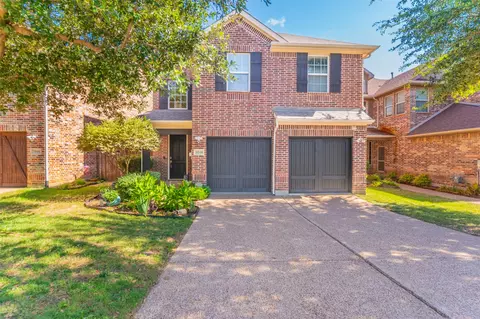 1048 Kaylie St, Grand Prairie, TX 75052