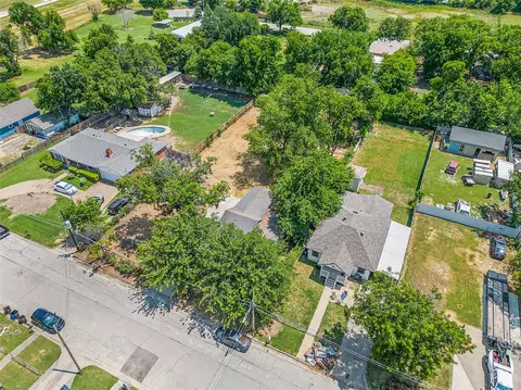 4215 Barbara Rd, Fort Worth, TX 76114