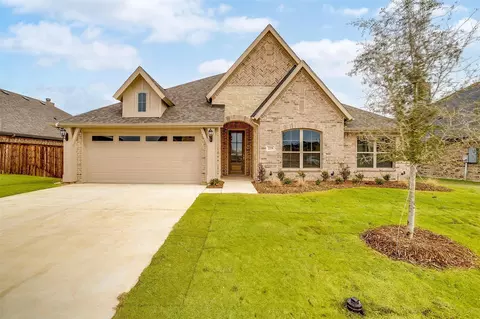 229 Brazos Dr, Waxahachie, TX 75165